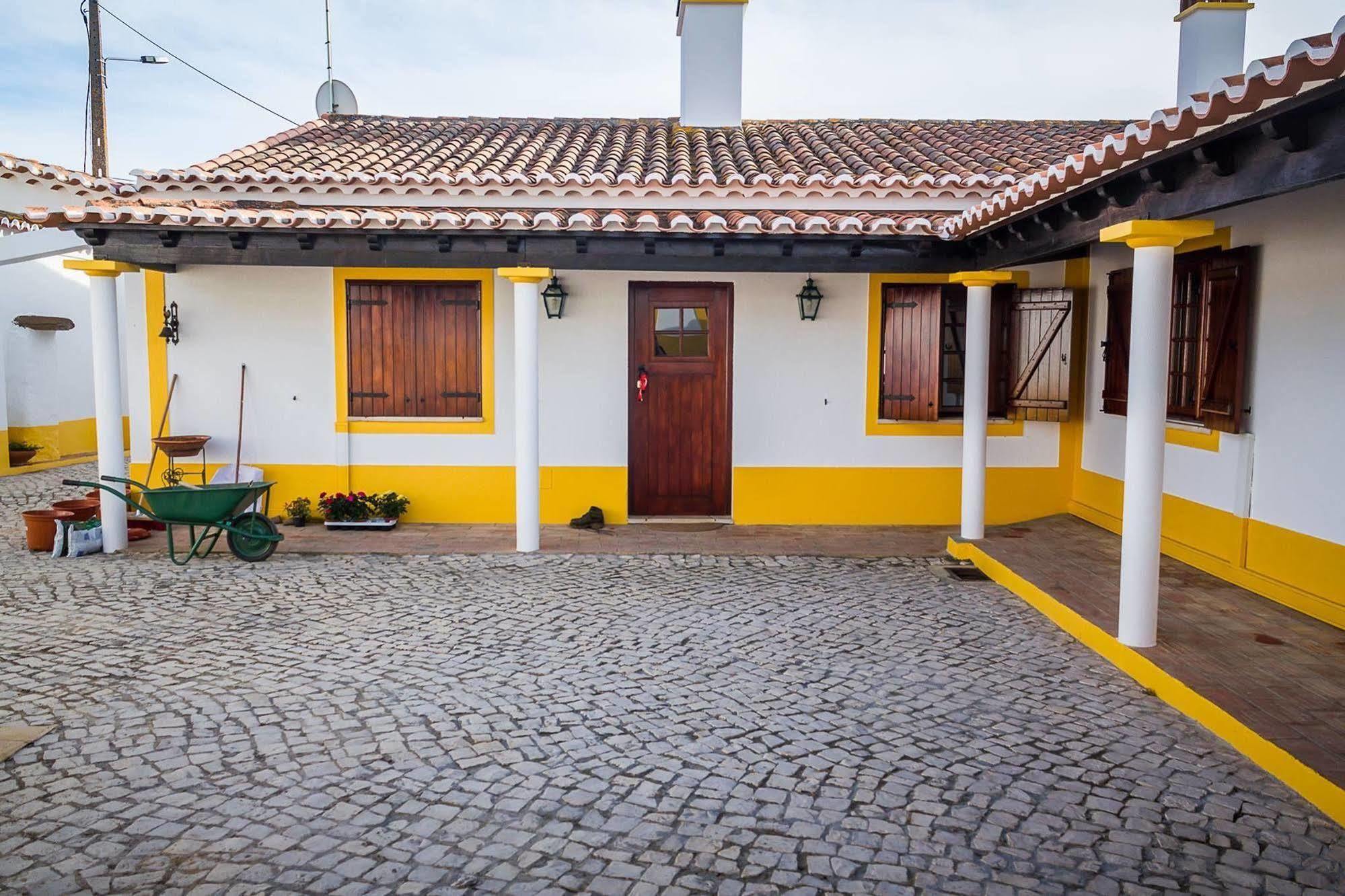 Hostal Agro-Turismo Do Roxo Ervidel Exterior foto